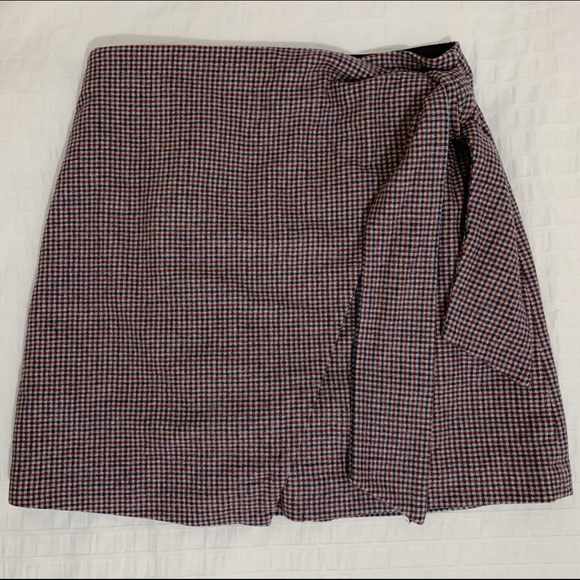 Aritzia Wilfred Wrap Front Skirt